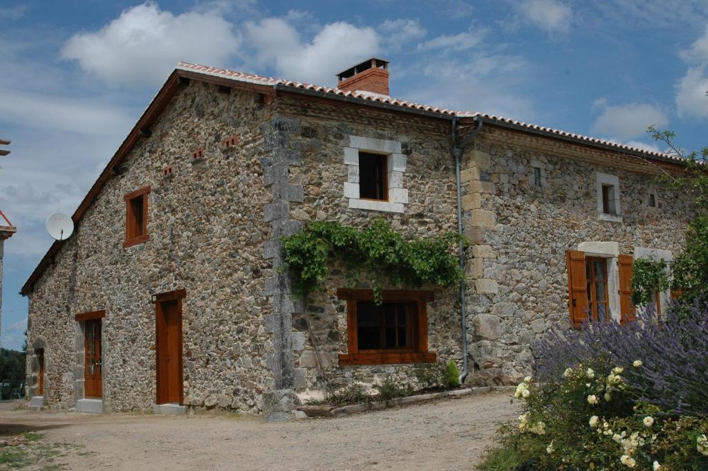 Villa Gites Chambre d hôtes avec piscine Dordogne 2-4-6-8-10 personnes photo 4