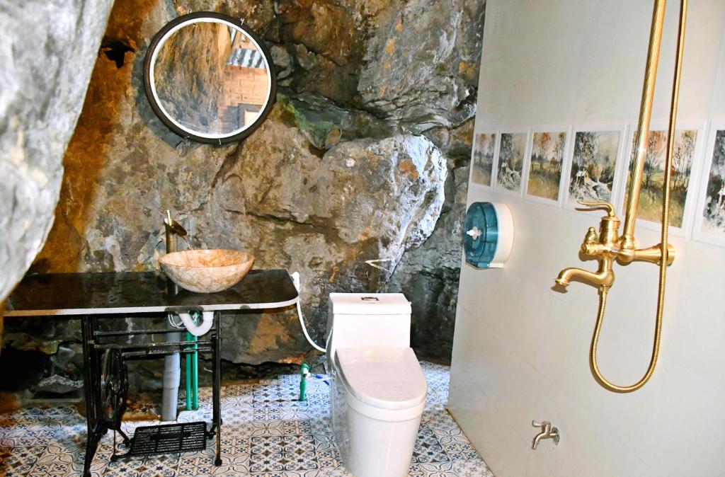 Anh Tuan Tam Coc Old Space Bungalow