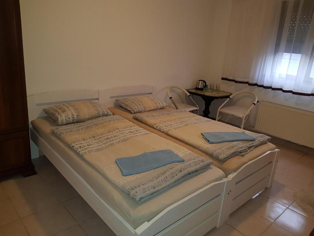 Двухместный (Бюджетный двухместный номер с 1 кроватью), Motel Kotva