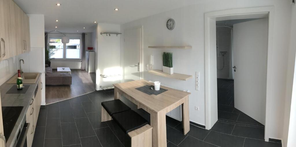 Ferienwohnung Rinteln - 4 Sterne - Im Kleinen Löök - 55 qm - 2 x TV - Terrasse - max 2 Erw und 1 Kind - Barrierearm TOP photo 4