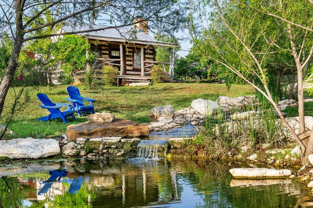 Barons CreekSide image