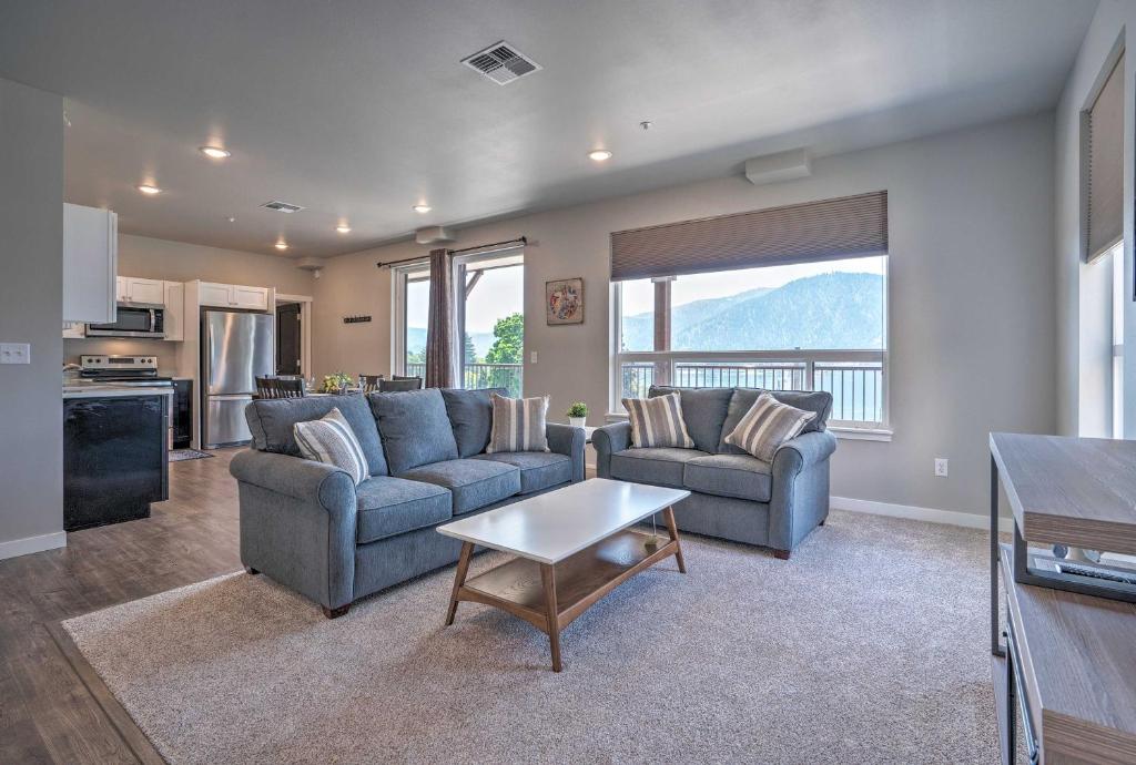 Lake Chelan Condo, Walk to Brewery and Wineries photo 2