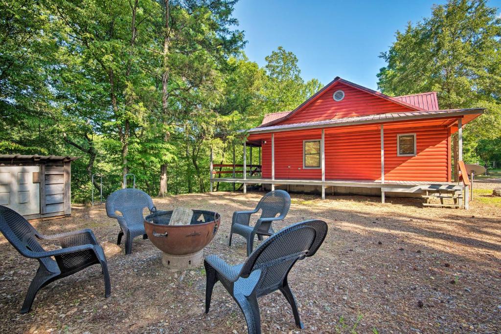 Broken Bow Cabin with Deck on Mountain Fork River!