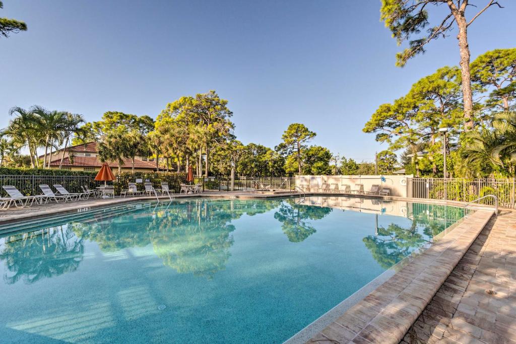 Sarasota Villa with Pool Access about 4 Mi to Beach! photo 1