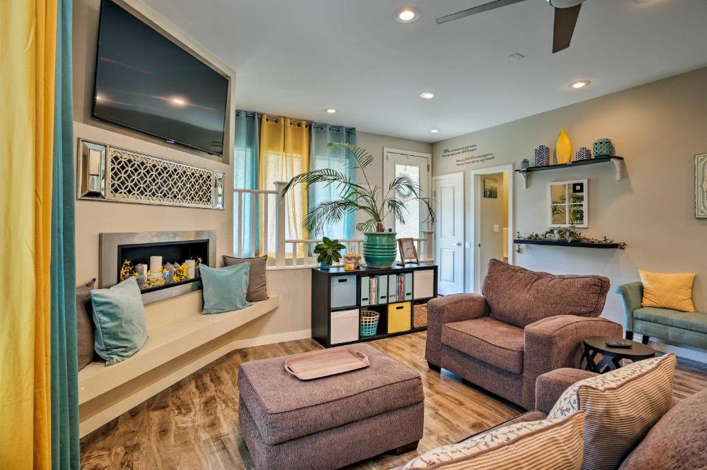 Modern Home with Patio - 7Mi to Downtown Denver! photo 3