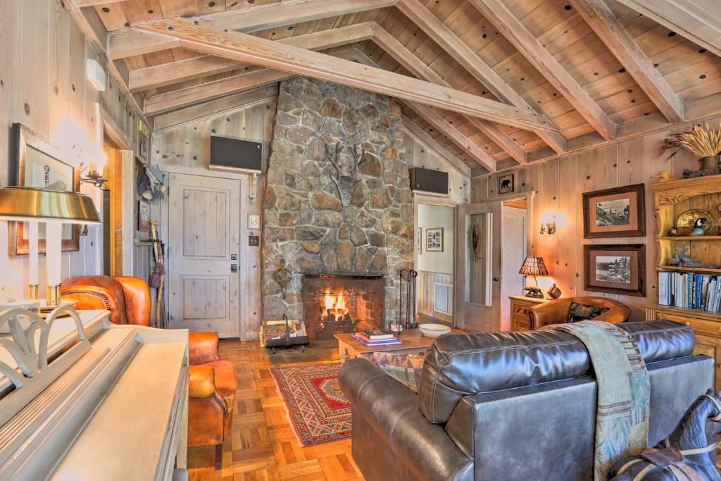 Kings Beach Lodge with Hot Tub and Lake Tahoe Views! photo 3