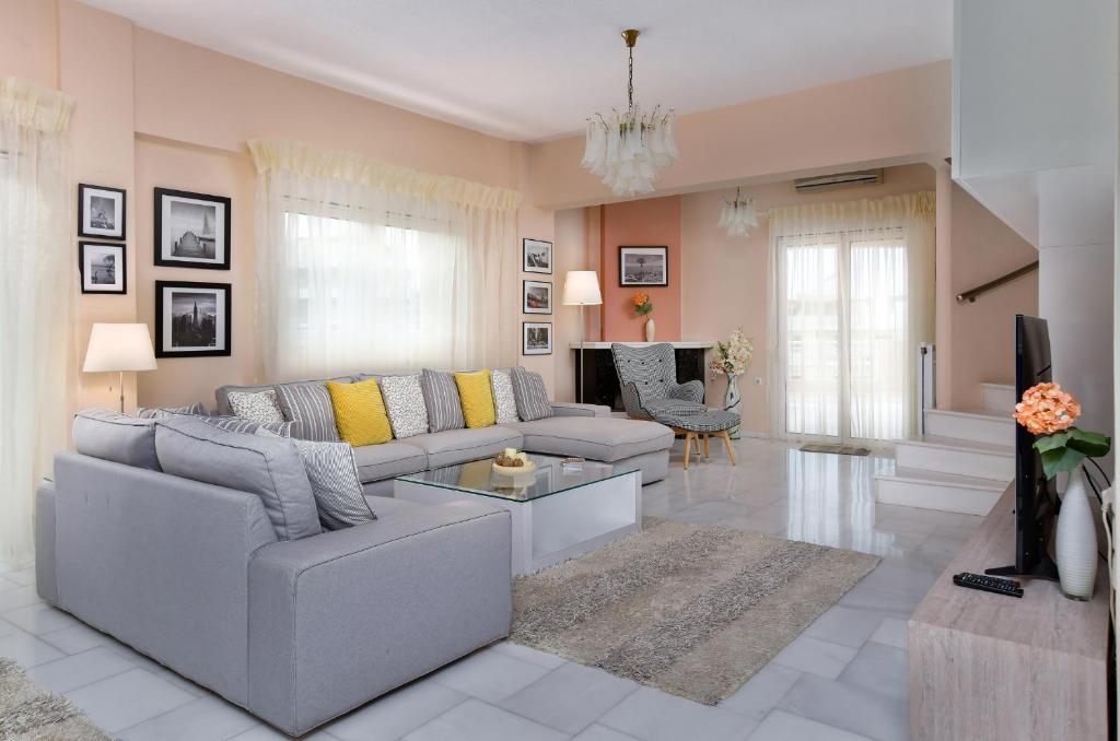 Zephyr Luxury Apartment photo 3