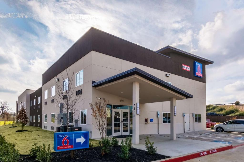Studio 6 Mesquite, TX - Dallas image