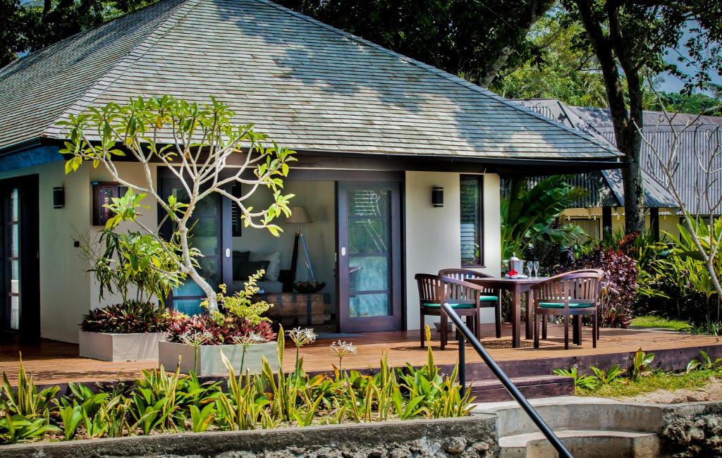 Warwick Le Lagon Resort & Spa, Vanuatu photo 2