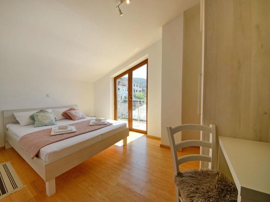 Apartment Val 2-2 by Interhome photo 4
