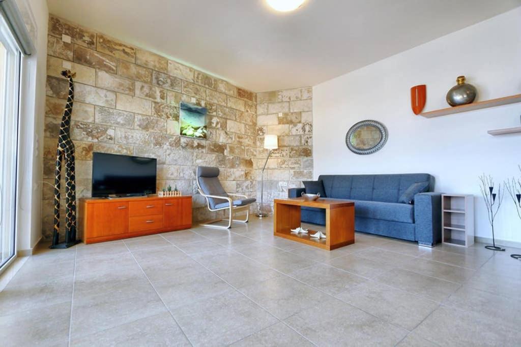 Eleni Sea View Luxury Apartment in Mades photo 2