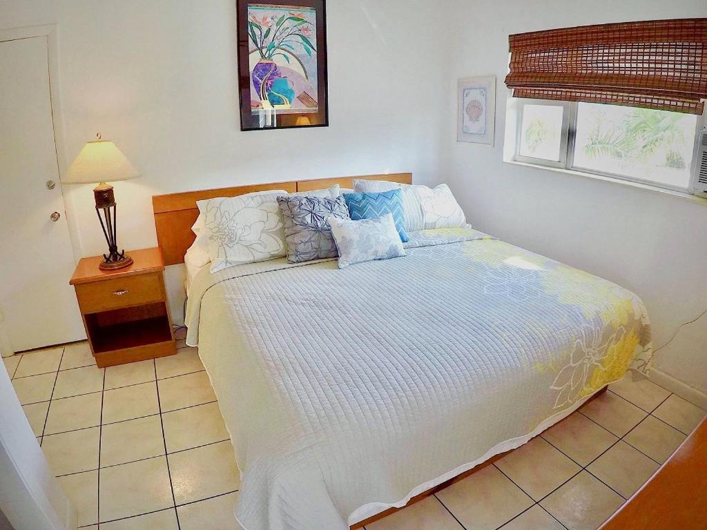 Ebb Tide Resort photo 4