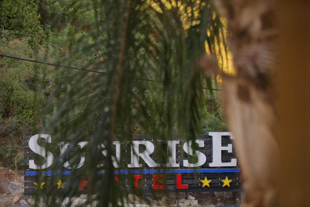 Sunrise Hotel photo 3