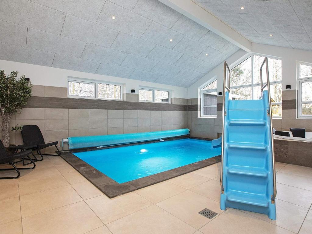 14 person holiday home in Str by photo 4