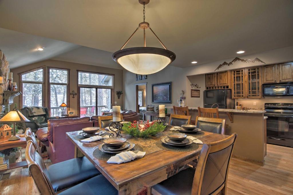 Spacious Estes Park Home on Big Thompson River! photo 4
