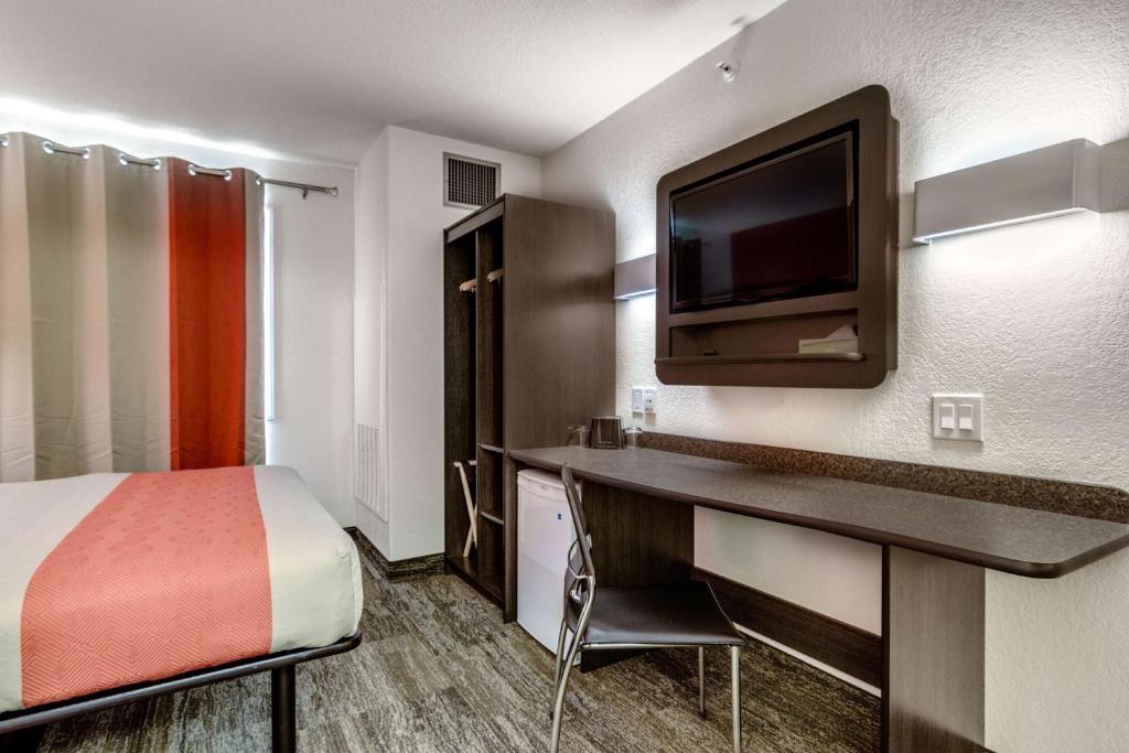 Motel 6-Saskatoon, SK photo 3