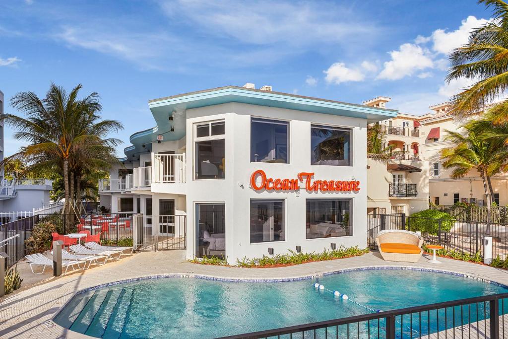 Ocean Treasure Beachside Suites image