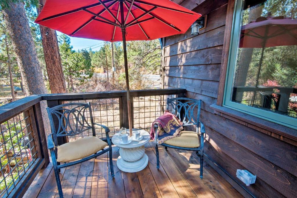 Modern Lakeside Cabin Walk to Dock and Tahoe City photo 1