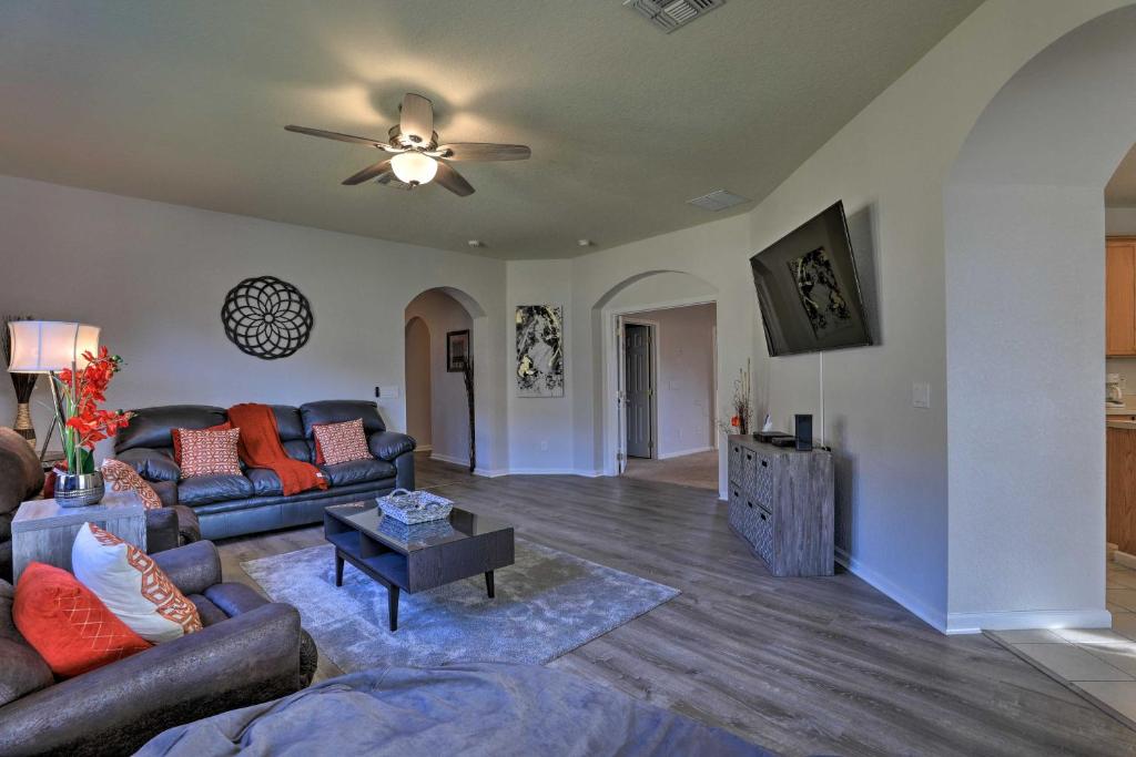 Kissimmee Villa with Private Pool about 13 Mi to Disney