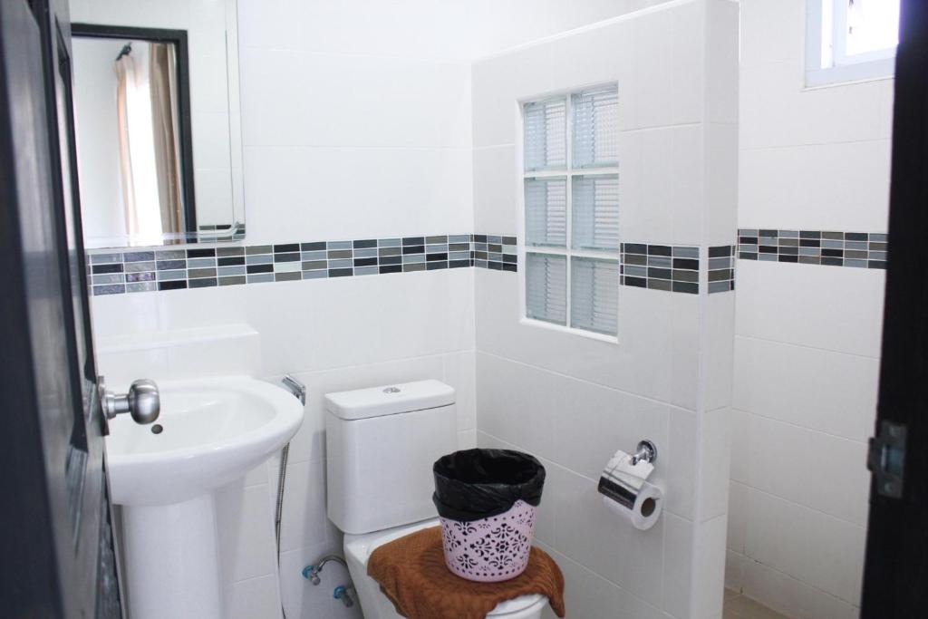 Plus Hotel Room Type - Standard Triple Room