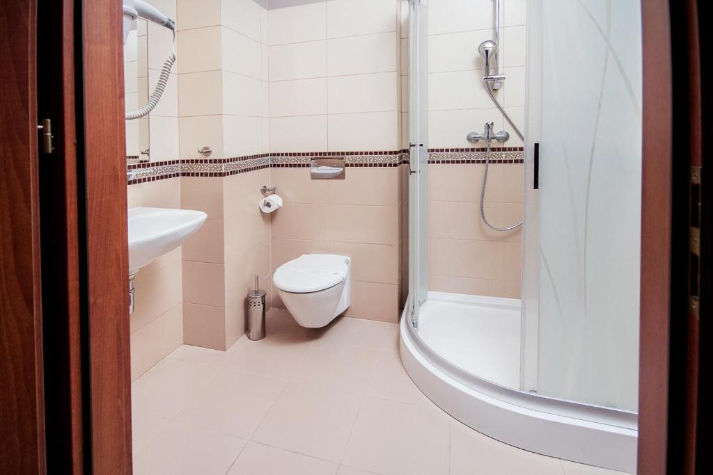 Трехместный (Трехместный номер), Hotel Trzy Róże