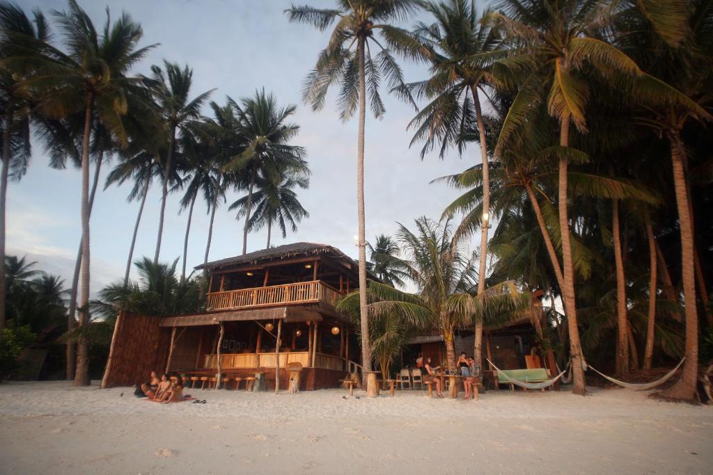 JJS BACKPACKERS VILLAGE photo 4