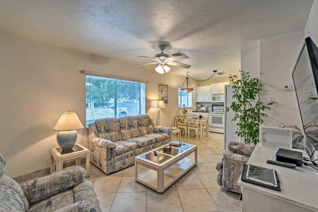 Updated Apartment Walking Distance to Venice Beach photo 4