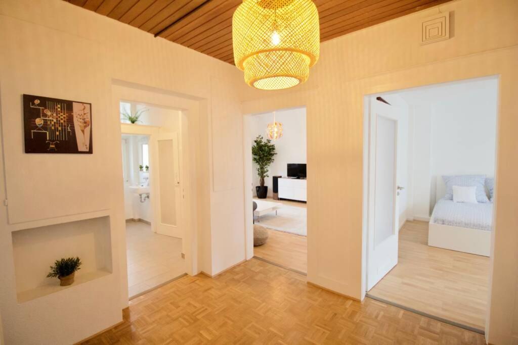 Fantastic Apartment in Enchanting Neighbourhood photo 3