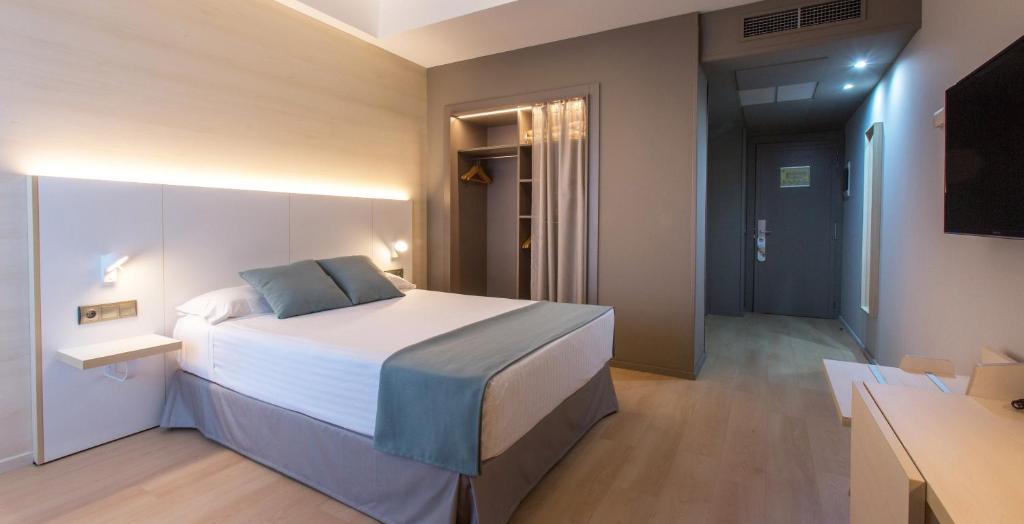 Hotel Olympia Valencia photo 4
