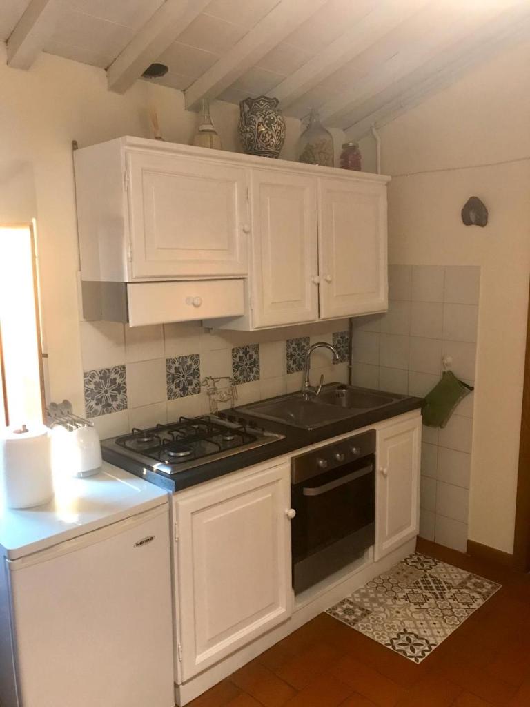 2-BR 1 bath abode with 2 AC units in the Chianti hills! photo 4