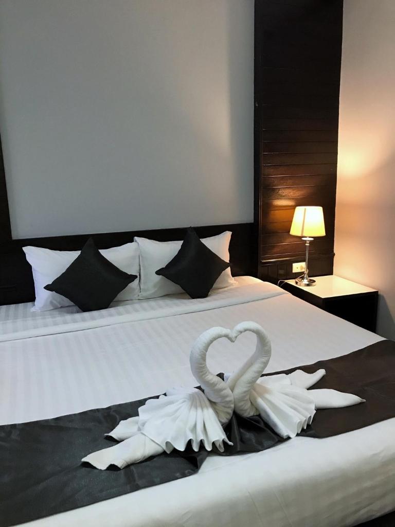 THE RESIDENCE photo 4