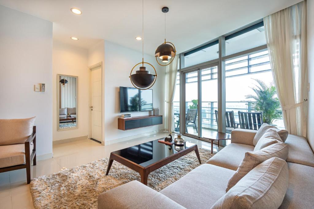 Saigon Skyline Luxury in District 1