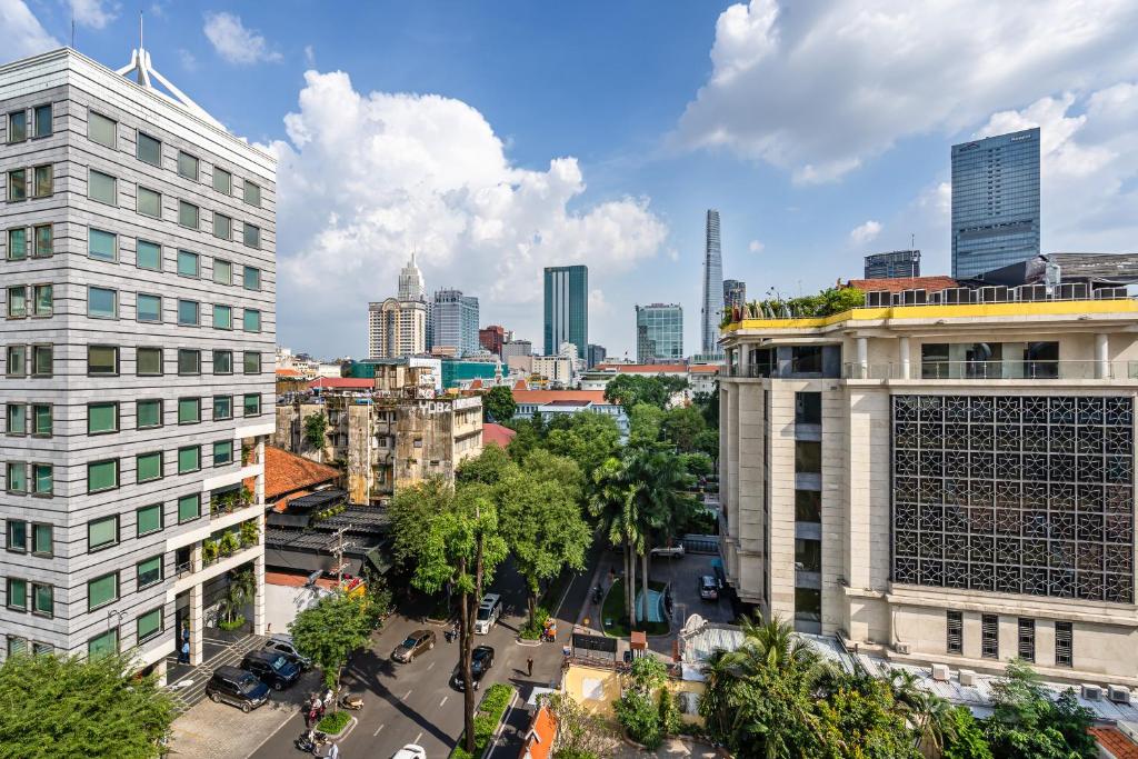 Saigon Skyline Luxury in District 1