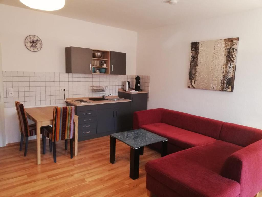 Ferienwohnung - Apartment mit Balkon in Halle-Saale, Trotha photo 1