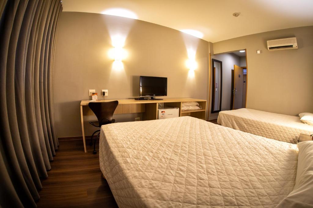Hotel Campo Largo Express photo 2