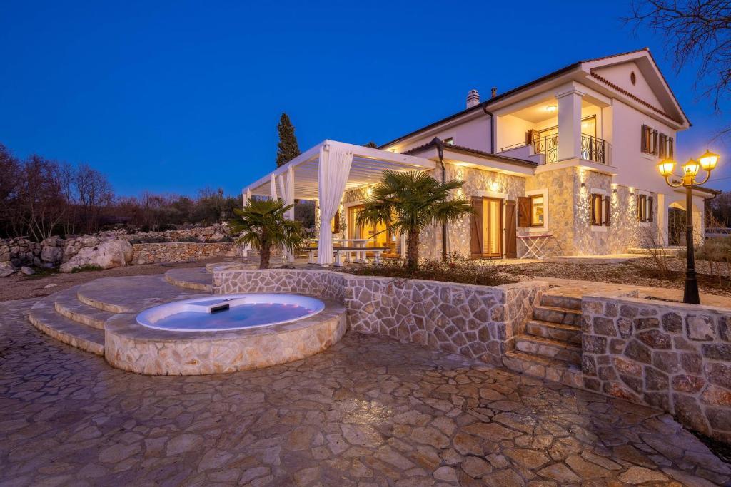 VILLA LAURA photo 1