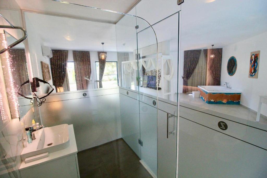 Z Exclusive Hotel and Villas photo 3