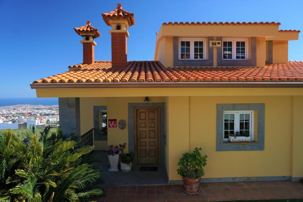 Pedro's house with fantastic views photo 2