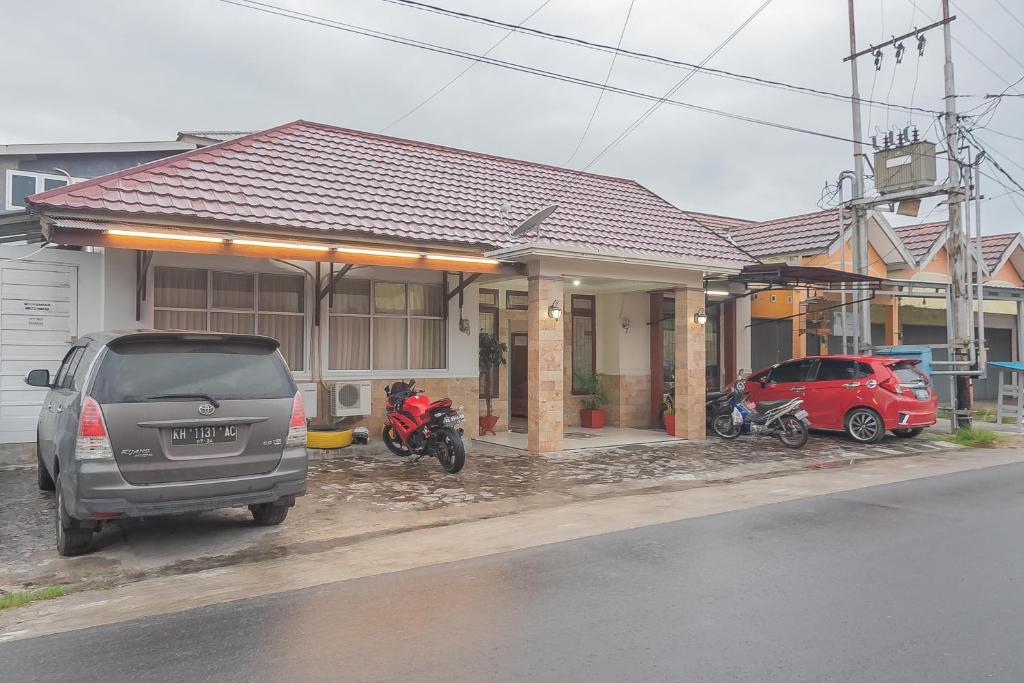 RedDoorz at Rajawali KM 5 Palangkaraya photo 2