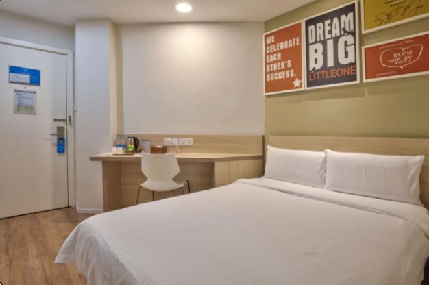 Двухместный (Номер с кроватью размера «king-size»), Hanting Express Ningbo Tian yi Square