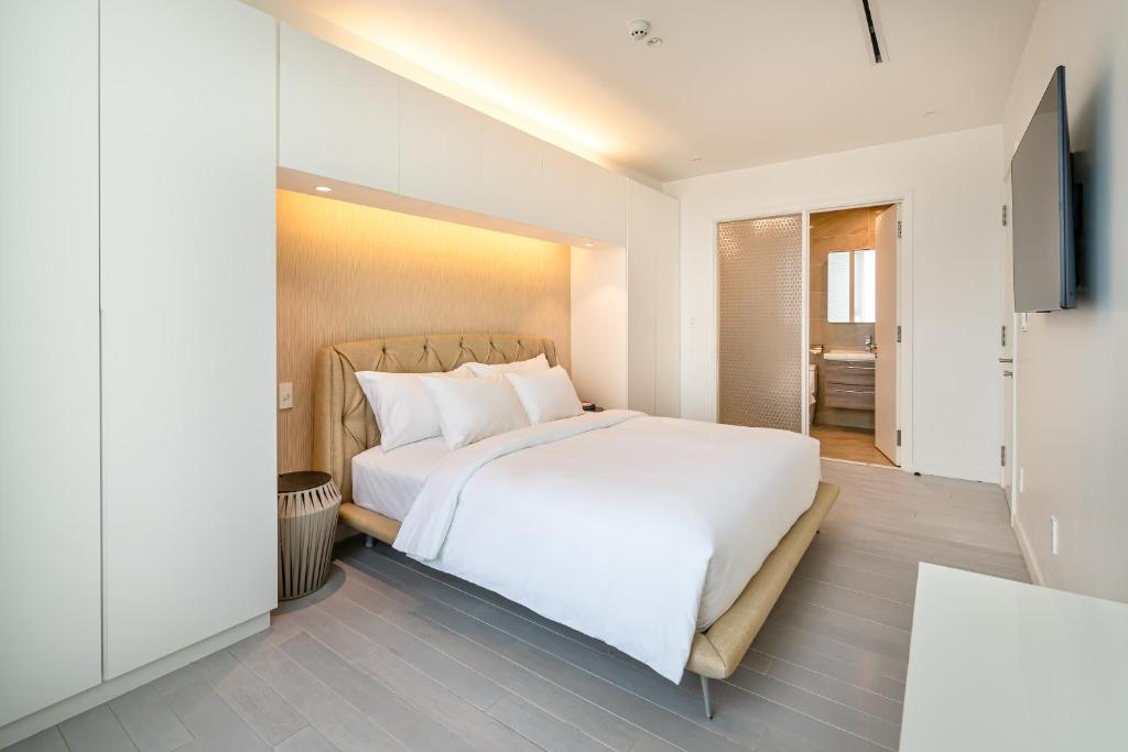 Saigon Finest - IDG Suites Collection