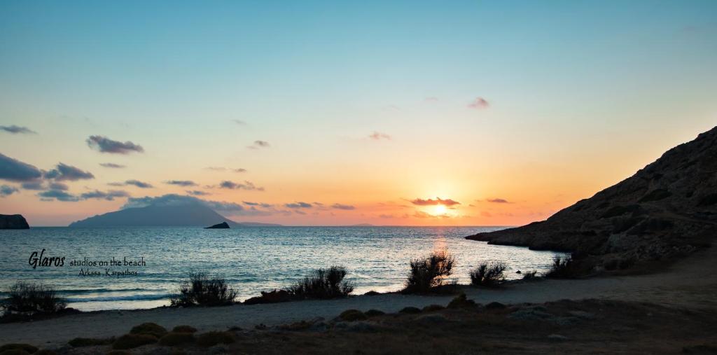 Glaros luxury studio on the Beach photo 2