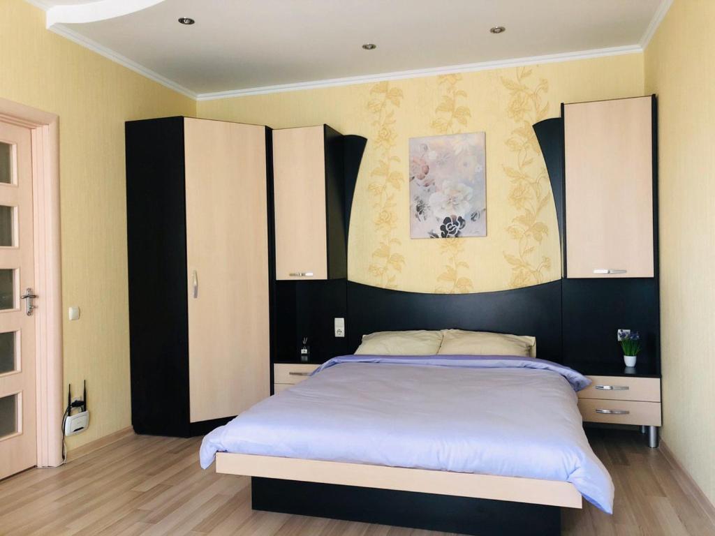 Apartment in the center photo 1