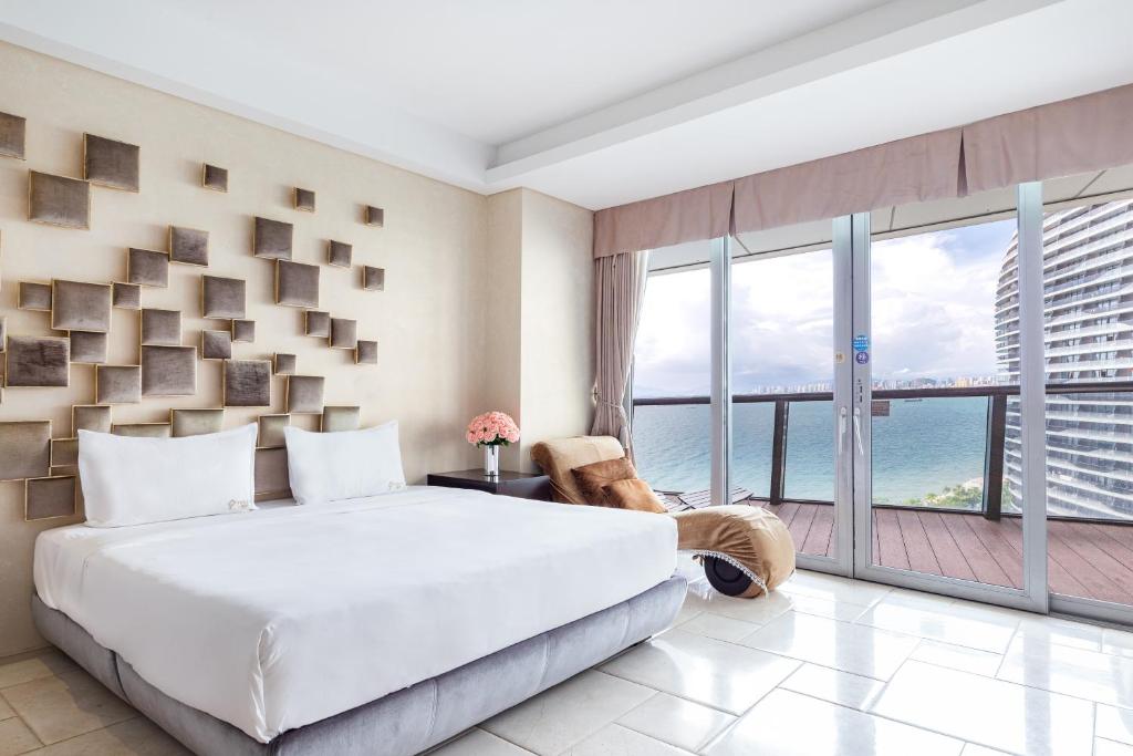 Апартаменты (Апартаменты-студио), Sanya Phoenix Island Short Rental Apartment