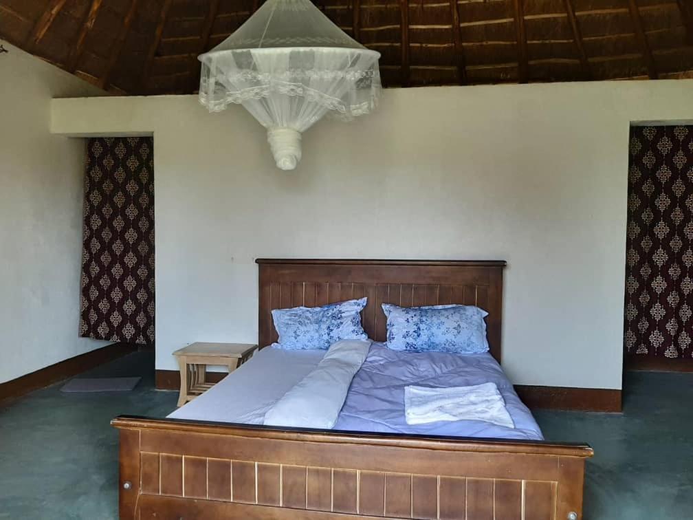 Tangi Safari Lodge photo 3