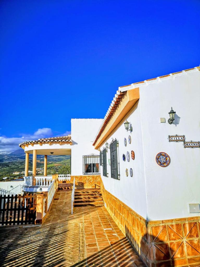 CASA RURAL VILLAMAYNO photo 2