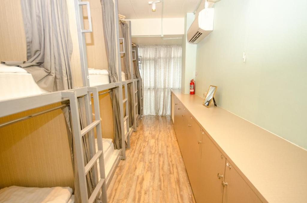 Номер (Кровать в общем 8-местном номере для мужчин и женщин), Good Day Hostel
