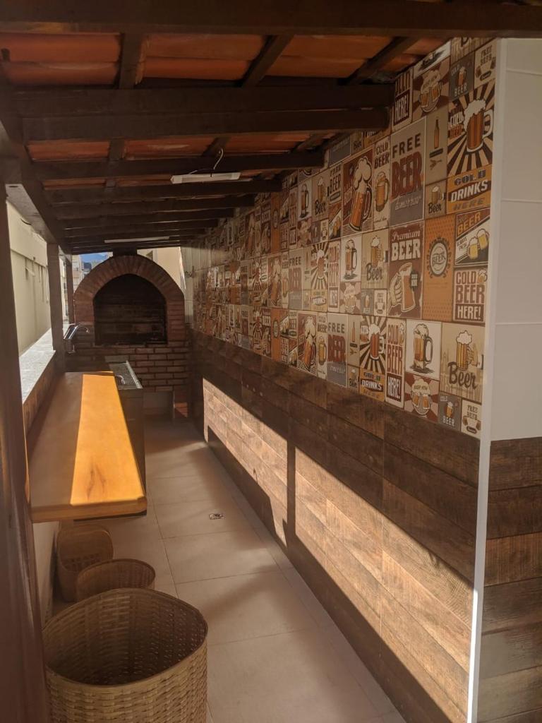 Apartamento Praia do Morro com Churrasqueira, Cozinha Gourmet e Wifi