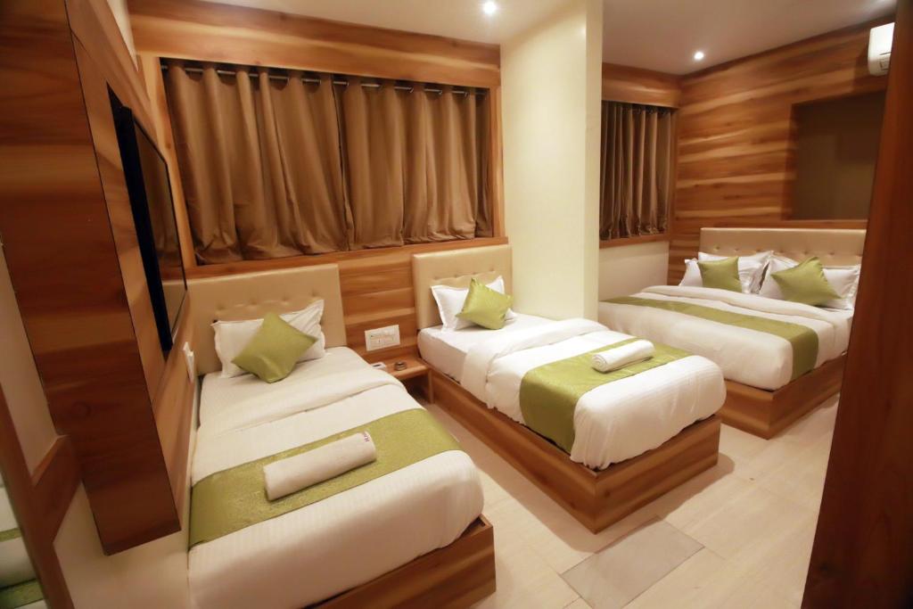 Семейный (Семейный номер), Hotel Al Madina