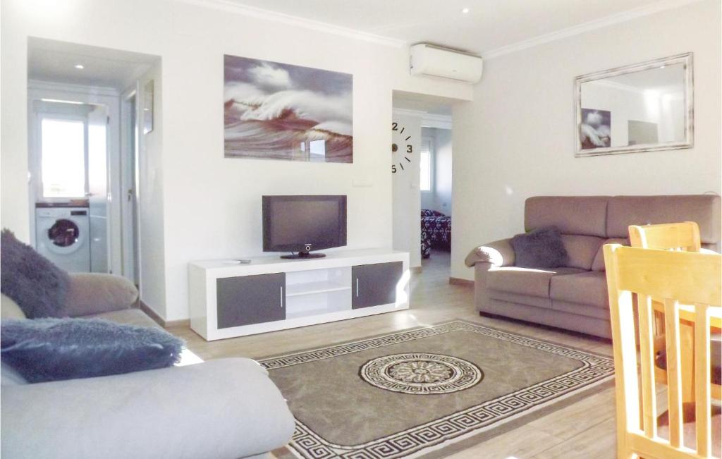Amazing Apartment In Jvea With 2 Bedrooms And Wifi